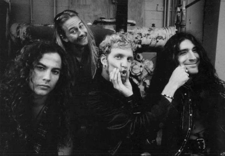 0Alice in Chains.jpg